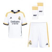 Fotballdrakt Barn Real Madrid Antonio Rudiger #22 Hjemmedraktsett 2023-24 Kortermet (+ Korte bukser)